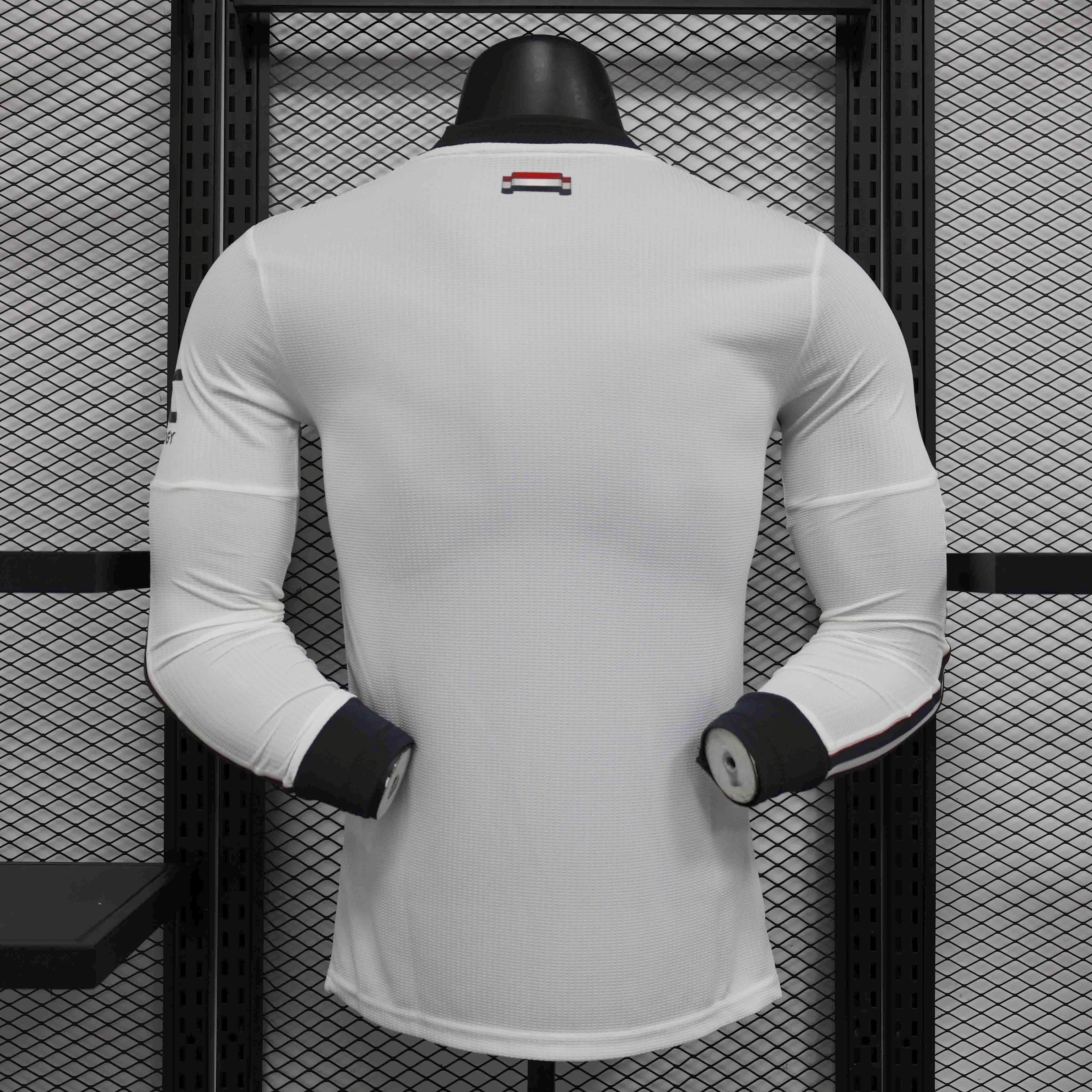Maillot Manchester United manches longues 2024-25