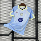 FC Barcelone maillot foot bleu ciel et jaune 2025 2026