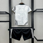 Kit Enfant Real Madrid concept 2022-23