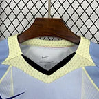 FC Barcelone maillot foot bleu ciel et jaune 2025 2026