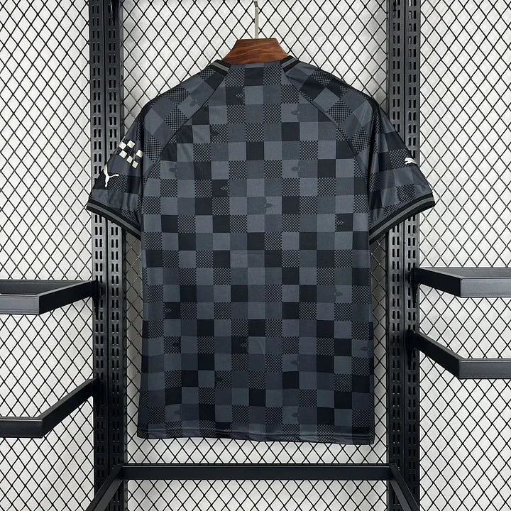 Maillot City  foot noir concept Louis Vuitton 2024 2025